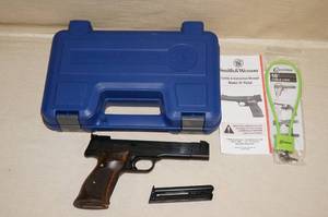 lot 16 image: Smith & Wesson Model 41 .22 LR Semi-Automatic Pistol