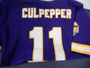 lot 52 image: Minnesota Vikings Culpepper 11 Jersey - Adult Medium