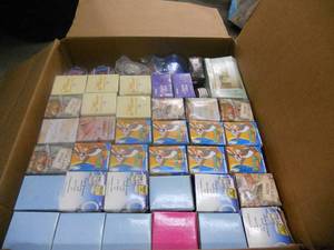 lot 82 image: 33 Mugs, Snowflake Bags, Coasters, Countdown Calendar