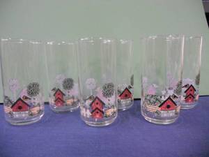 lot 95 image: Vintage BirdBirdhouse Drinking Glasses