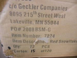 lot 16 image: Red Snowflake Trays - Case of 72 - Great for Gift Giving