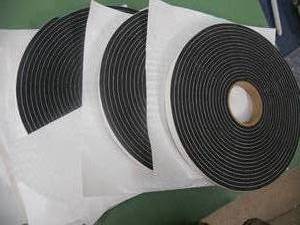 lot 135 image: 3 Rolls Foam Weatherstripping