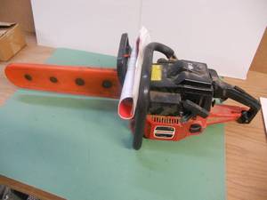 lot 170 image: Jonsered 525 Chainsaw with Owners Manual