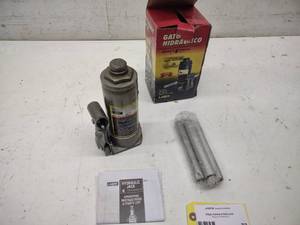 Larin 8 Ton Bottle Jack, NewUnused...