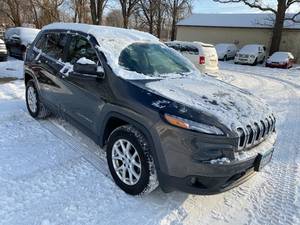 lot 1 image: 2014 Jeep Cherokee Latitude 4x4