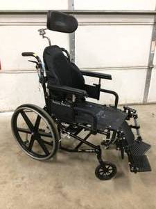 lot 6 image: MSRP $2500 Quickie Tilt-in-Space Adult Wheelchair - Great Working Condition