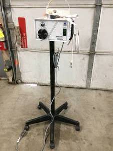 lot 11 image: Applied Fiberoptics 013040 Xenon Brite Lite III Light Source W Stand &&nbspApplied Fiberoptics GEMINI Fiber Optic Headlight - All Great Working Condition