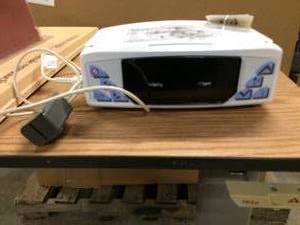 lot 29 image: MSRP $2000 Smiths Medical ASD, Inc.BCI Autocorr Digital Pulse Oximeter Patient Monitoring System&nbspWFinger SPO2 Pulse Sensor Probe & Volume Control Can Be Hooked Up To A Computer & Printer For Patient Record Keeping - Like New Condition