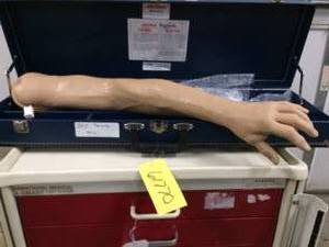 lot 35 image: MSRP $600&nbspLifeForm Adult Life Size & Feel Anatomically Accurate Phlebotomy & Venipuncture Practice Arm for Nurse&nbspNeedle Shot&nbspTraining Tool Includes Carrying Case
