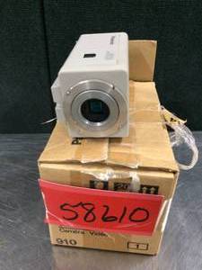 lot 43 image: Panasonic WV-BP334 Security Camera