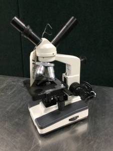 lot 54 image: Get A Second Opinion OR Share The Dazzling Display Of The Radiant Gemstone You Are Looking At With This Training Power Light Up Microscope Includes 2 Monocular Eyepieces & 4 Objectives - Excellent Condition