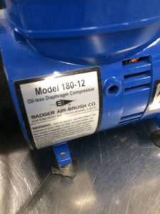 lot 81 image: BADGER AIR-BRUSH CO. Oil-less Diaphragm Compressor Model 180-12 With Foot Switch - Great Working Condition