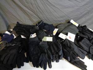 lot 25 image: 39 New Pair of Winter Gloves