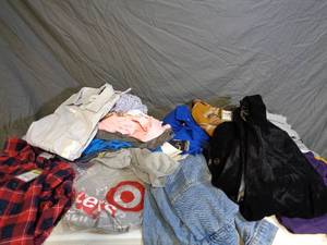 lot 42 image: 25 Piece Lot of New Mens Clothing