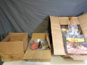 lot 46 image: New BBQ Grilling Items