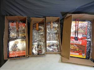 lot 26 image: New BBQ Grilling Items