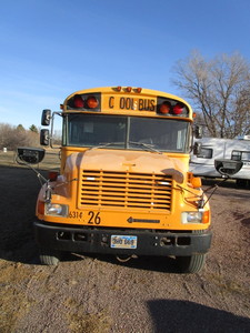 2000 International 3800 T444E School Bus