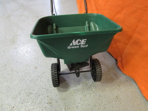 Fertilizer Spreader
