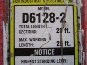 Werner 28 Fiberglass Extension Ladder