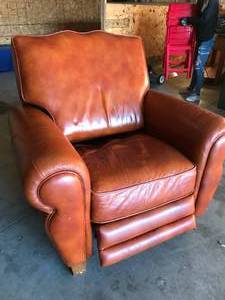 lot 6 image: Pleather Recliner