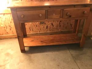 lot 5 image: Wooden Buffet Table