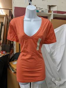 35 Womens XL Universal Thread Goods Co. V-Kneck T-Shirts NEW With Tags