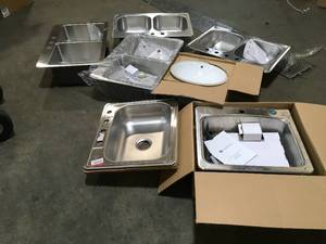 lot 11 image: Pallet with assorted sinks not used see pictures