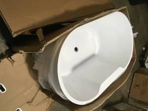 lot 30 image: Bath & Shower Retro-NF White Acrylic Freestanding Bathtub 56 BT-1078-NF not used see pictures