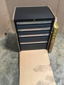 lot 4 image: New Age Bold Series 20.75 in. W x 33 in. H x 16 in. D 24-Gauge Welded Steel Mobile Tool Drawer Cabinet in Gray not used see pictures
