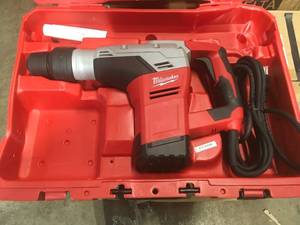 lot 23 image: Milwaukee 1-18 In. SDS Plus Rotary Hammer see pictures