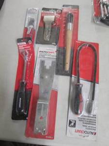lot 14 image: 6 Assorted Autocraft Tools...