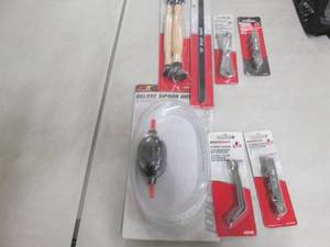 lot 28 image: 7 Assorted Autocraft Tools...