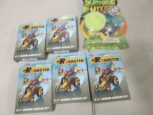 lot 109 image: 5 Rubberband Roadsters, SlimyGoop M...