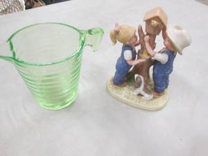 lot 220 image: Denim Days Collectable, Green Depre...