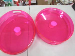lot 291 image: 4 Plastic Handled Trays...