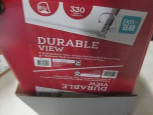 lot 321 image: 8- 1.5 inch D Ring Binders...