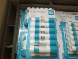 lot 323 image: 39-12 pks Glue Sticks...