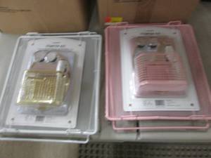 lot 341 image: 8 Starter Locker Kits...