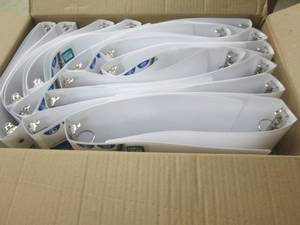 lot 344 image: 24- 1 inch Plastic Binders...