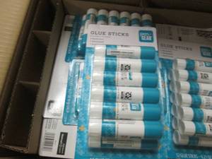 lot 347 image: 39-12pks Glue Sticks...