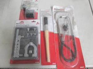 lot 16 image: 4 Assorted Autocraft Tools...