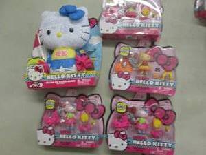 lot 123 image: 5 Hello Kitty Toys...