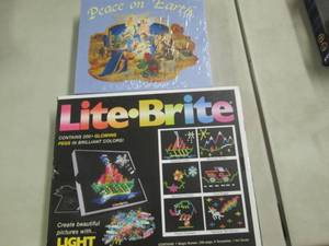 lot 127 image: LiteBrite, Christmas Puzzle...
