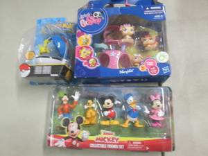 lot 153 image: 3 Assorted Toys...