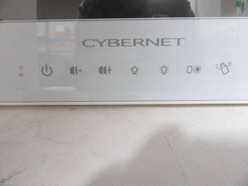 Cybernet CyberMed H22 All-in-One Computer - Intel Celeron B840 1.90 GHz - 4 GB DDR3 SDRAM - 250 GB SSD - 22 1920 x 1080 Touchscreen Display - Desktop - Medical White - Intel HD Graphics - 1 NO stand.&nbsp