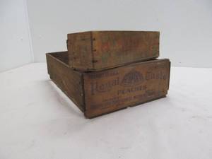 Vintage crate, cheese box