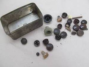 vintage radio knobs