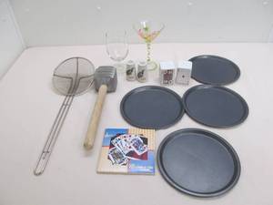kitchenware