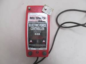 Electric fence controller