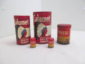 Vintage tins